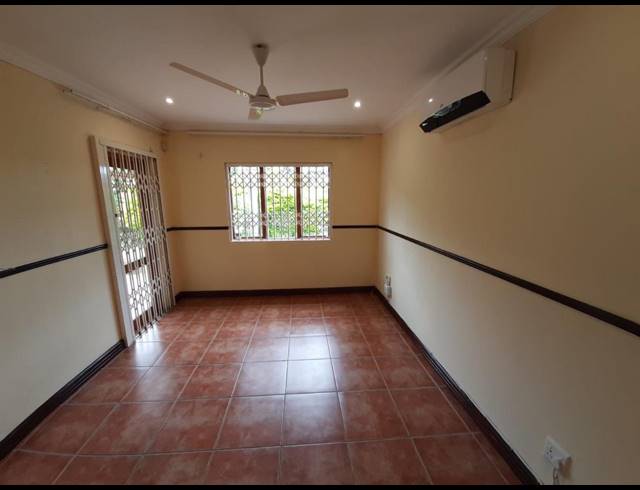3 BEDROOM HOUSE FOR SALE IN SEAWARD ESTATES